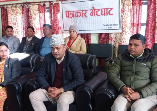 नेपाली जनताको सुशासन, विकास र समृद्धिको आकांक्षा पूरा गर्न सरकार प्रतिवद्ध छः मन्त्री गिरी